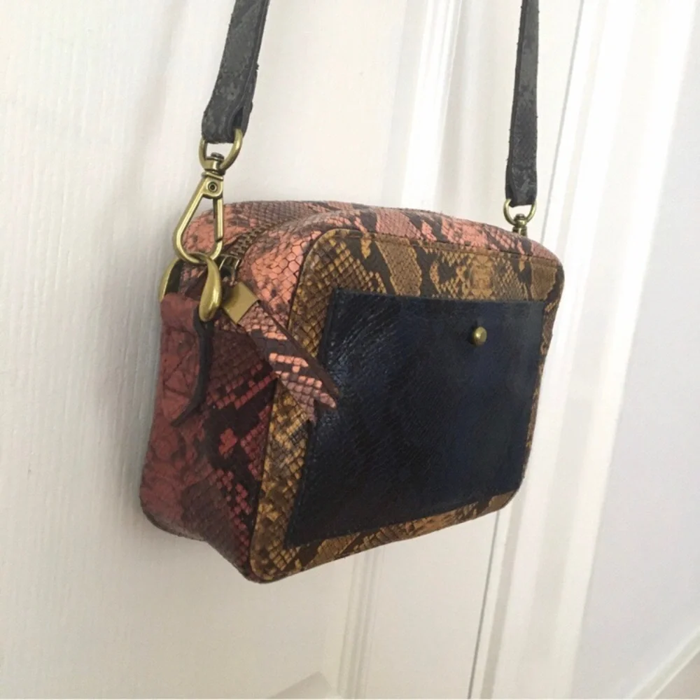 $148 Madewell Transport Leather Colorblock Snake Embossed Camera Crossbody Bag